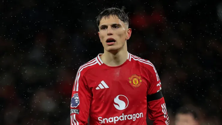  Alejandro Garnacho's absence from the Manchester derby sparked controversy.
