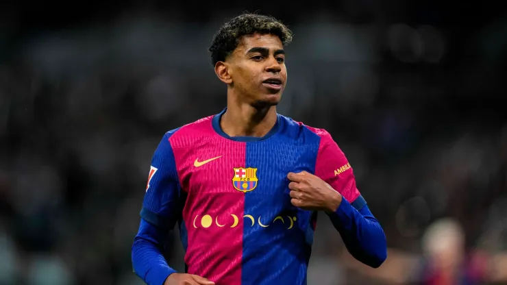 The 17-year-old Barcelona star is a finalist for the FIFPRO World 11, showcasing his exceptional vision, passing, and goal-scoring ability.
