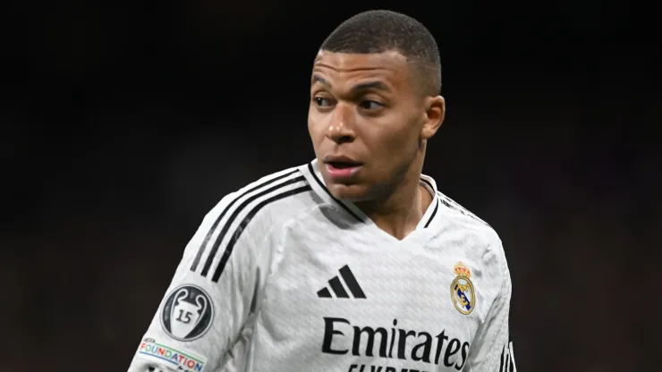Despite Real Madrid's recent win over Atlético Madrid, concerns remain about Kylian Mbappé's and Vinicius Jr.'s performances.
