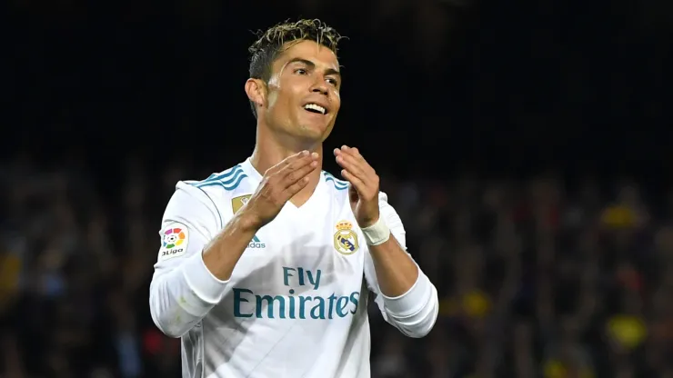 Following his departure from Real Madrid, Mariano Díaz joined Sevilla but continued to struggle with injuries and a lack of playing time.
