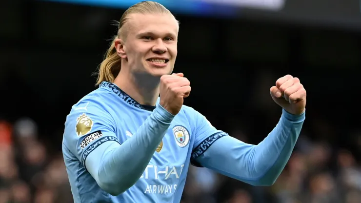 Erling Haaland of Manchester City celebrates scoring his team's first goal during the Premier League match between Manchester City FC and Brighton & Hove Albion FC at Etihad Stadium on March 15, 2025 in Manchester, England
