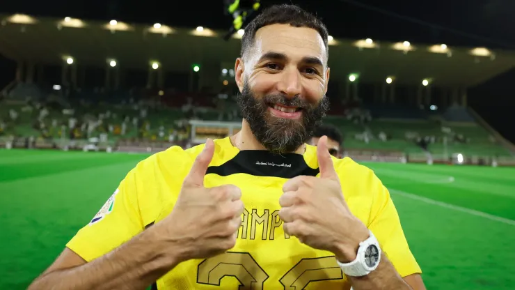 Karim Benzema of Al Ittihad celebrates the victory of the championship of the Saudi Pro League at the end of the match Al Raed and Al Ittihad at King Abduallah bin Abduaziz Sport City on May 15, 2025 in Buraydah, Saudi Arabia. 
