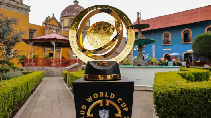 FIFA Club World Cup trophy settings.
