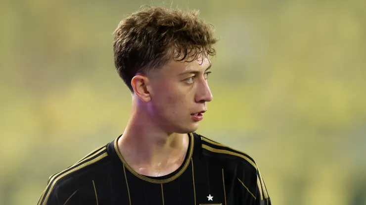 Following FIFA's concussion guidelines, LAFC substituted him with David Martínez, ensuring Ordaz received immediate evaluation in the locker room.
