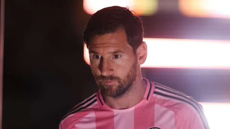 Palmeiras defender Murilo Cerqueira, a known Cristiano Ronaldo supporter, made it clear that he will not treat Lionel Messi differently during their Club World Cup showdown.
