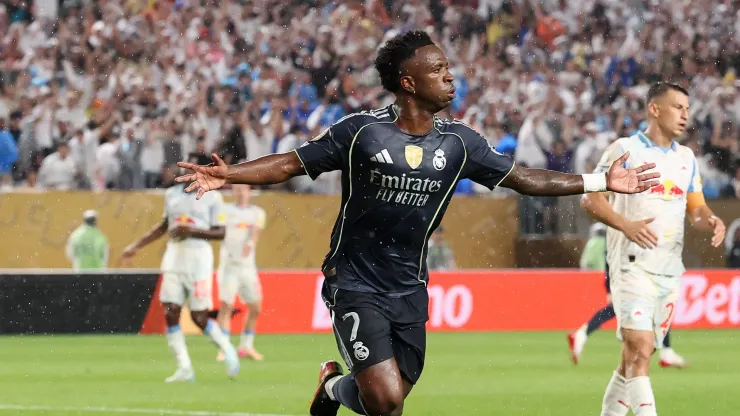 Jude Bellingham unlocked the defense with a world-class pass into space.
