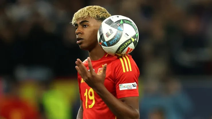 Officials expressed concern over the influence public figures like Yamal have on young people.
