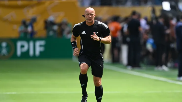 After a successful debut at the 2025 Club World Cup, the IFAB officially approved the use of referee body cams for television broadcast.
