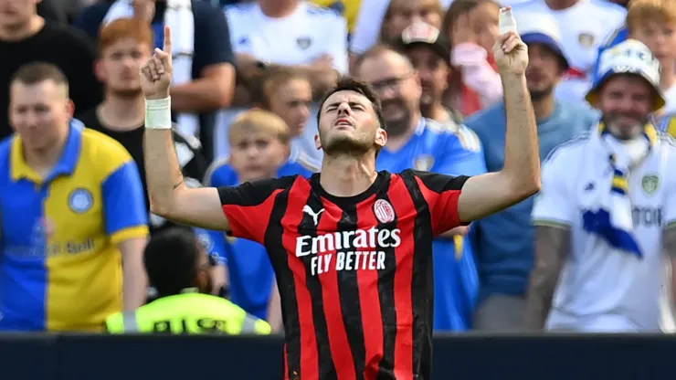 Santiago Gimenez of AC Milan celebrates scoring his team's first goal during the pre-season friendly match between Leeds United and AC Milan.
