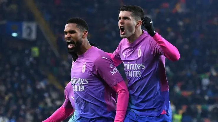 Ruben Loftus-Cheek of AC Milan celebrates with teammate Christian Pulisic.

