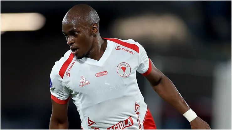 Marcos Mina of America De Cali
