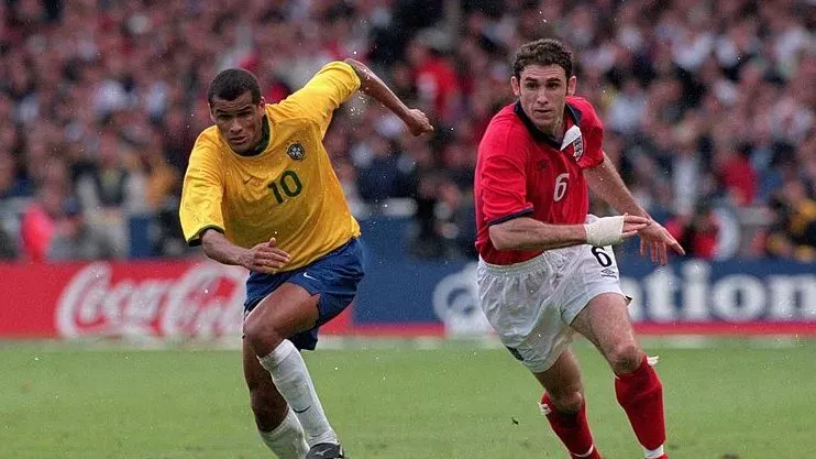 Rivaldo na Seleção Brasileira. Foto: Stu Forster /Allsport