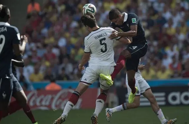 Raphael Varane recuerda aquel partido contra Alemania en Brasil, el cual jugó bajo los efectos de una conmoción.