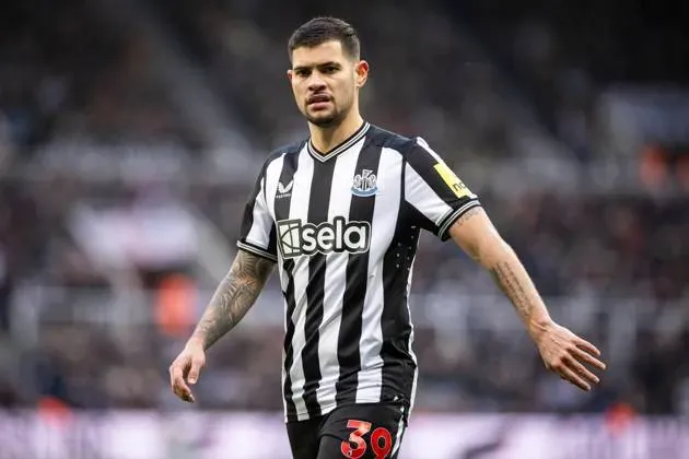 Bruno Guimaraes completaría la renovación del mediocampo que pretende el Manchester City.