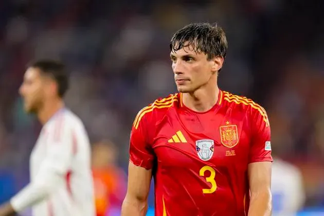 Robin Le Normand, el futbolista que busca el Atlético de Madrid para reforzar la defensa.