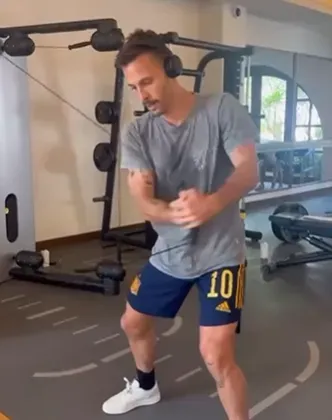 Sergio Canales ejercitánodose en el gimnasio [Foto: Instagram]