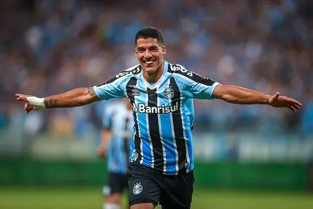 Foto: Lucas Uebel/Grêmio/Divulgação – Suárez avalia anunciar a aposentadoria