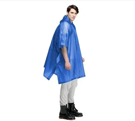 La capa para la lluvia en oferta de Líder. Foto: Líder.