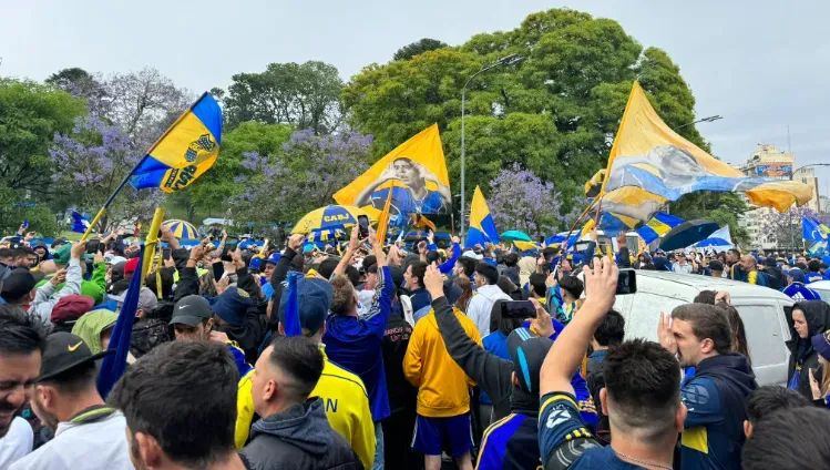 Hinchas de Boca autoconvocados en Parque Lezama. (Planeta Boca)