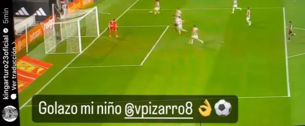 Arturo Vidal celebrando en Instagram el gol de Vicente Pizarro (@kingarturo23oficial)