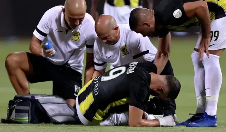 Karim Benzema sufrió una misteriosa lesión y no juega en Al-Ittihad hace dos semanas.