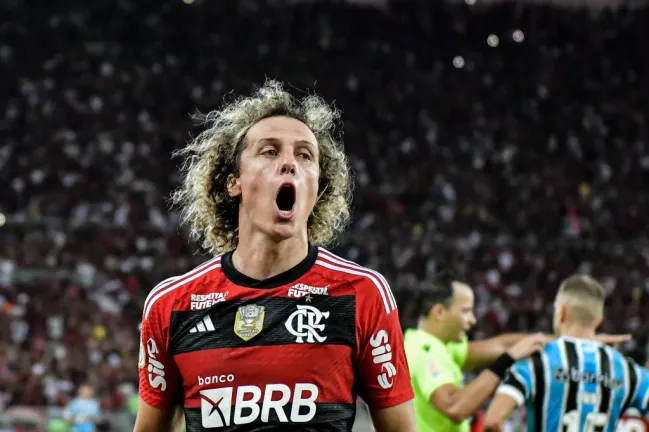 David Luiz quer ficar até dez/24  – Foto: Thiago Ribeiro/AGIF