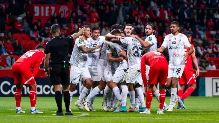 Toluca igualó 4-4 global con Herediano pero cayó por goles de visita [Foto: CONCACAF]