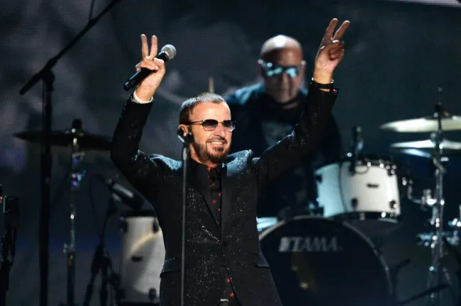 Ringo Starr se presentará en Ciudad de México 2024 (Photo by Kevork Djansezian/Getty Images).