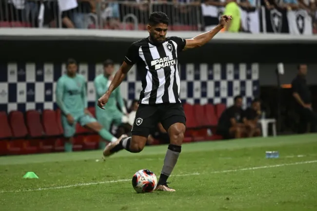  Foto: Mateus Bonomi/AGIF - Daniel Borges, jogador do Botafogo 
