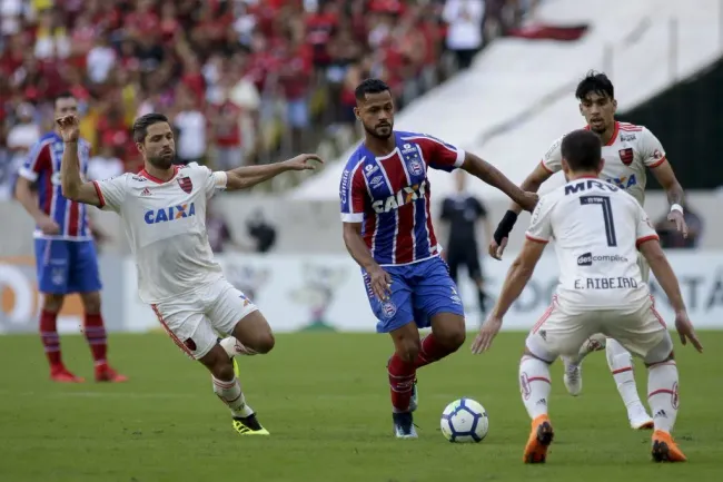  Foto: Luciano Belford/AGIF - Elton - vestindo a camisa do Bahia - é a nova contratação do Náutico