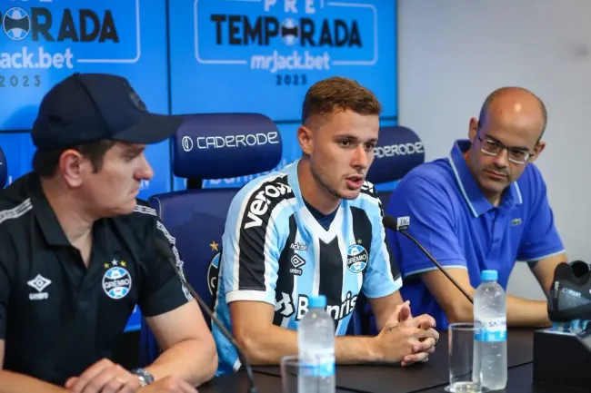 FOTO: LUCAS UEBEL/GREMIO FBPA – Gustavinho nunca conseguiu engrenar.