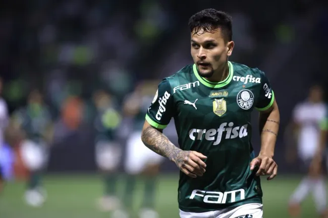 Artur, jogador do Palmeiras, durante partida contra o Sao Paulo no estádio Arena Allianz Parque pelo campeonato Brasileiro A 2023. Foto: Marcello Zambrana/AGIF