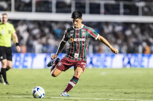Foto: Abner Dourado/AGIF – Santos foi ‘engolido’ pelo Fluminense