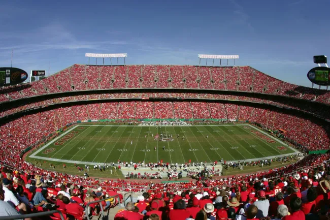 Estádio tem espaço para mais de 76 mil pessoas. Donald Miralle/Getty Images.