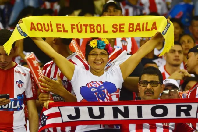 Hinchas de Junior de Barranquilla en la final de la Liga en 2019. / VizzorImage.