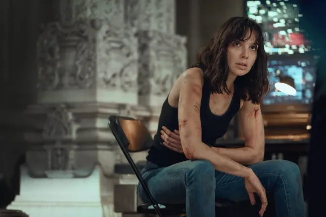 Gal Gadot en Agente Stone. Foto: (Netflix)