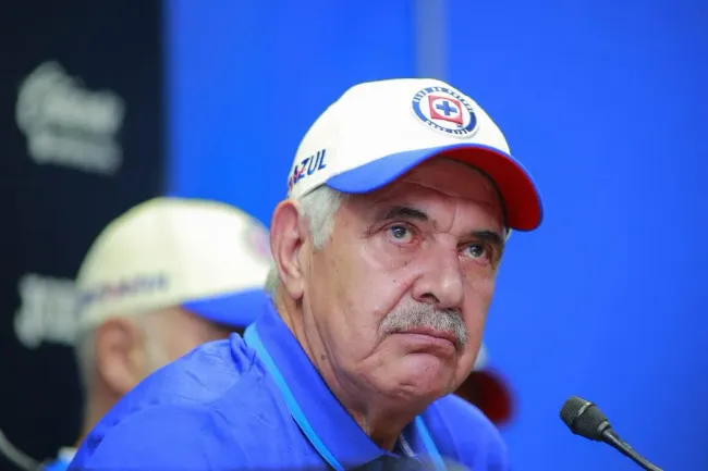Ricardo Ferretti podría dejar Cruz Azul aún ganando (Jam Media)