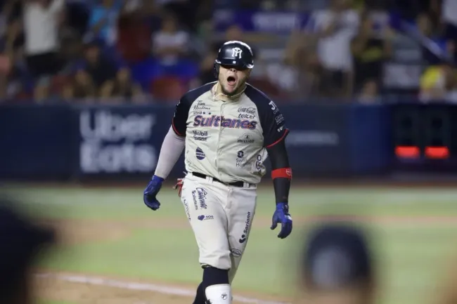 Carlos Soto quitó el cero de Sultanes con HR de dos carreras | Juego 7, Serie de Zona | 21 de agosto 2024, Estadio Mobil Súper (Cortesía)