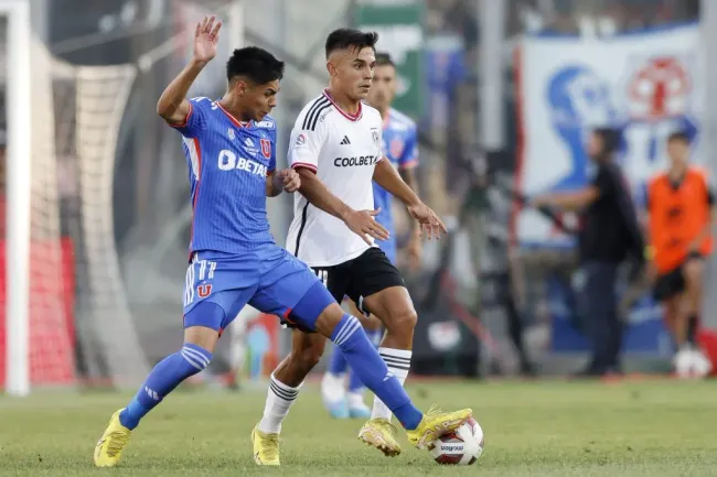 Pizarro ya sabe lo que es jugar Superclásicos ante Universidad de Chile. | Photosport