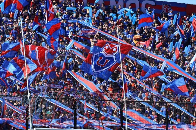 Universidad de Chile es el único equipo que podría aplicar el registro de hinchas para la fecha 2 del Campeonato Nacional 2024. | Foto: Photosport.