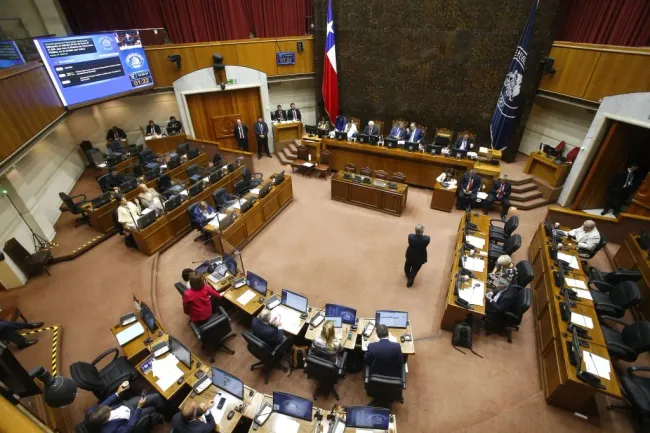 Inició la discusión de la reforma previsional y el autopréstamo en el Senado. (Foto: Sebastian Cisternas-Aton Chile)