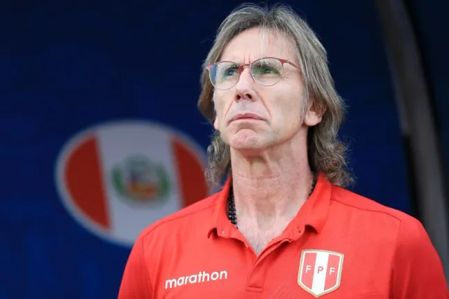 Hay varios en Perú que todavía no le perdonan a Gareca su partida a la selección chilena. | Foto: Getty Images.