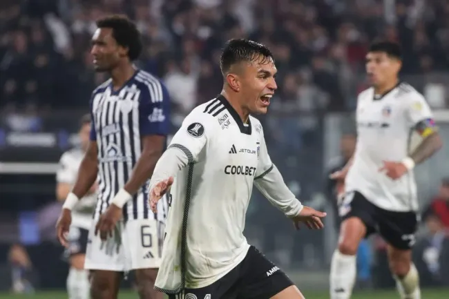 El festejo de Vicente Pizarro en el Monumental. (Jonnathan Oyarzun/Photosport).