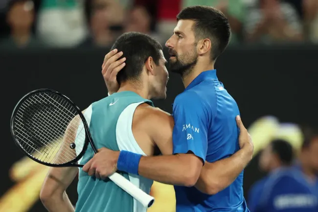 Alcaraz cayó este martes en cuartos de final del Australian Open 2025 frente a Djokovic – Getty