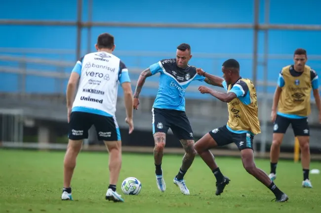 Luan: pouco aproveitado por Renato no Grêmio (Foto: Lucas Uebel/Grêmio/Divulgação)