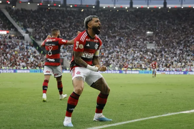 Atacante no clássico diante do Vasco (Photo by Wagner Meier/Getty Images)