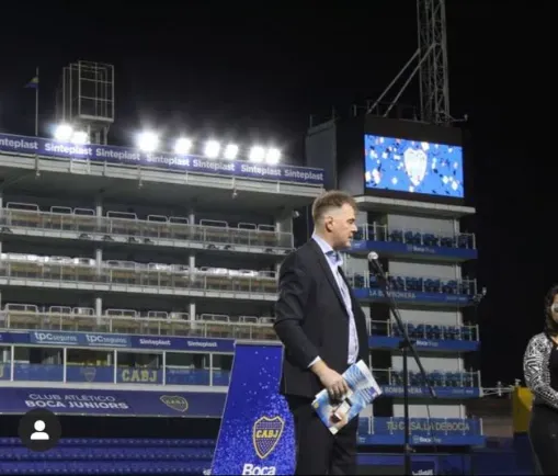 Rubén Mingroni, doctor especialista en imágenes, en La Bombonera