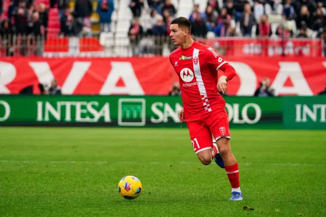 Valentin Carboni ha sumado minutos con el Monza y es uno de los jugadores más prometedores de la Serie A.