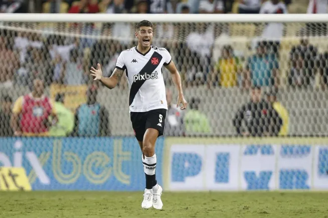 Pedro Raúl em ação pelo Vasco da Gama. (Photo by Wagner Meier/Getty Images)