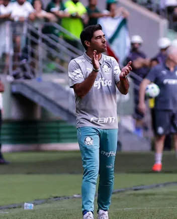 Abel Ferreira no comando do Palmeiras. Foto: Fabio Giannelli/AGIF